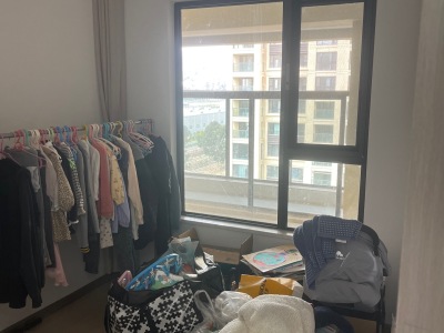 3室2廳2陽臺(tái) 新希望白麓城二期