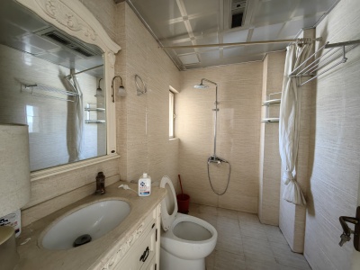 5室2廳2陽(yáng)臺(tái) 酈島嘉園