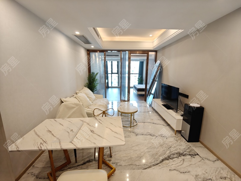 1室1廳1陽臺 俊發(fā)逸天峰公寓客廳