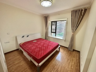 3室2廳2陽(yáng)臺(tái) 同德昆明廣場(chǎng)A區(qū)