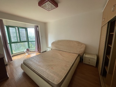 4室2廳1陽臺 世紀(jì)城元春苑