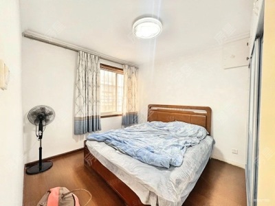 3室2廳1陽(yáng)臺(tái) 新迎園丁小區(qū)