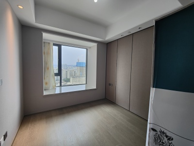 4室2廳2陽臺(tái) 華潤悅府一期