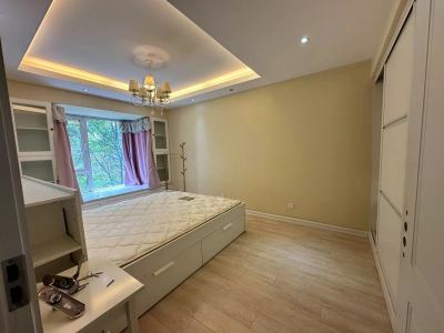 2室2廳1陽臺 世博生態(tài)城云嶺鄰里