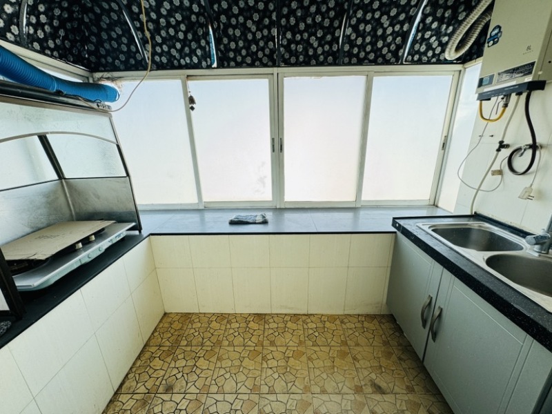 2室2廳 船房小區(qū)廚房