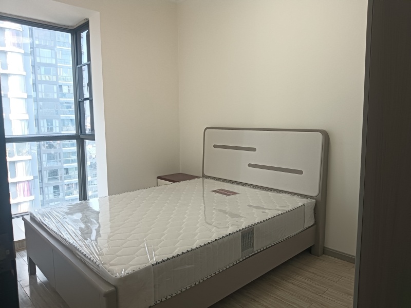 1室1廳1陽臺(tái) 世紀(jì)俊園臥室