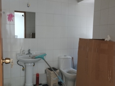 4室2廳2陽臺 鑫逸苑衛(wèi)生間