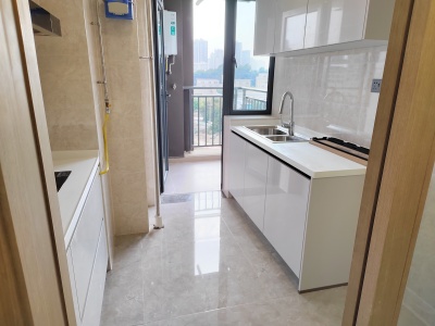 4室2廳2陽(yáng)臺(tái) 雅居樂(lè)昆明云和府