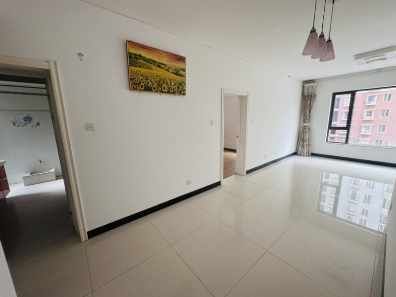 3室2廳1陽臺 云南映象故鄉(xiāng)的云餐廳