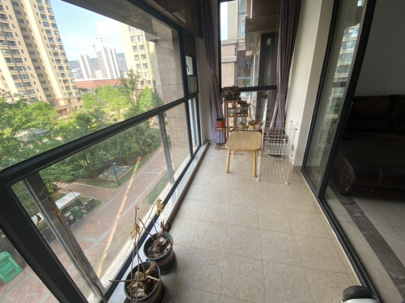 4室2廳1陽臺 聯(lián)想科技城一期陽臺