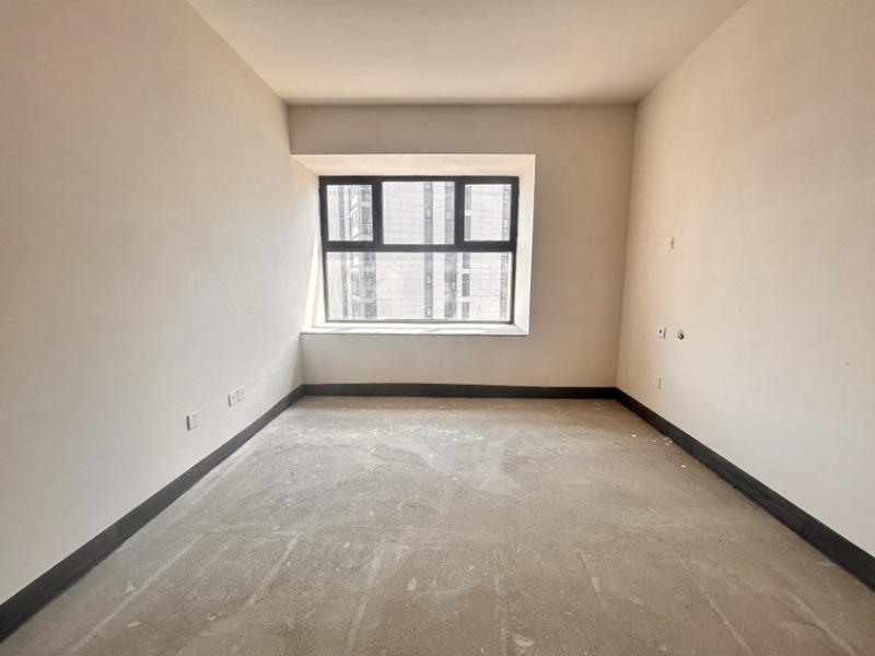 3室2廳1陽臺 大華公園天下東湖苑臥室