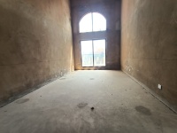 4室2廳3陽臺 平和花園客廳