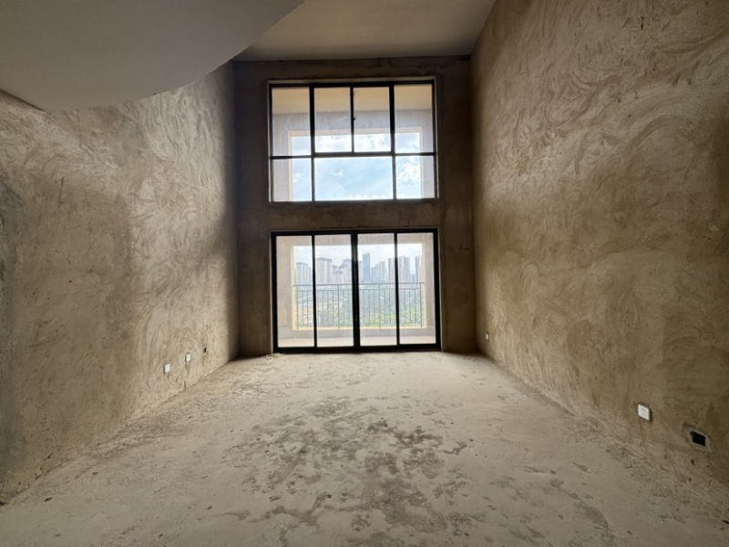 5室2廳2陽(yáng)臺(tái) 山水潤(rùn)城客廳