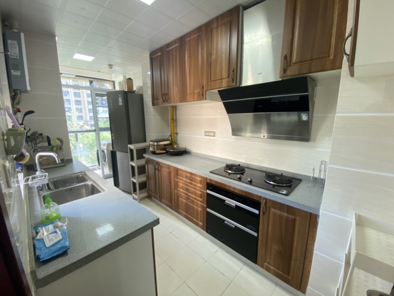 4室2廳1陽臺 聯(lián)想科技城一期廚房