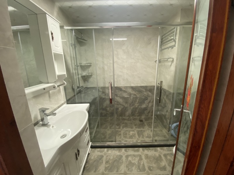 4室2廳1陽臺 聯(lián)想科技城一期衛(wèi)生間