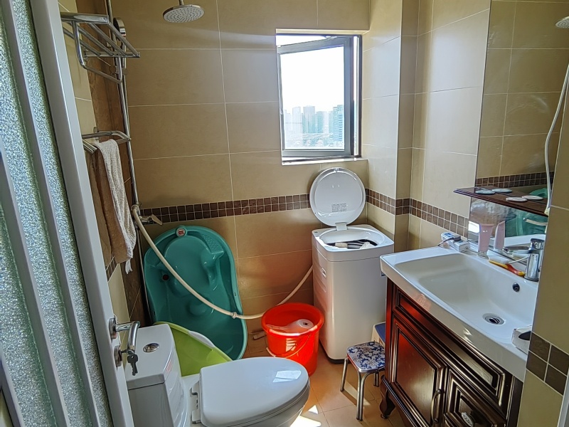 5室2廳1陽臺 新希望希望匯衛(wèi)生間