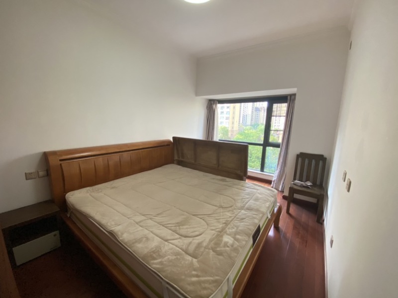 4室2廳1陽臺 聯(lián)想科技城一期臥室