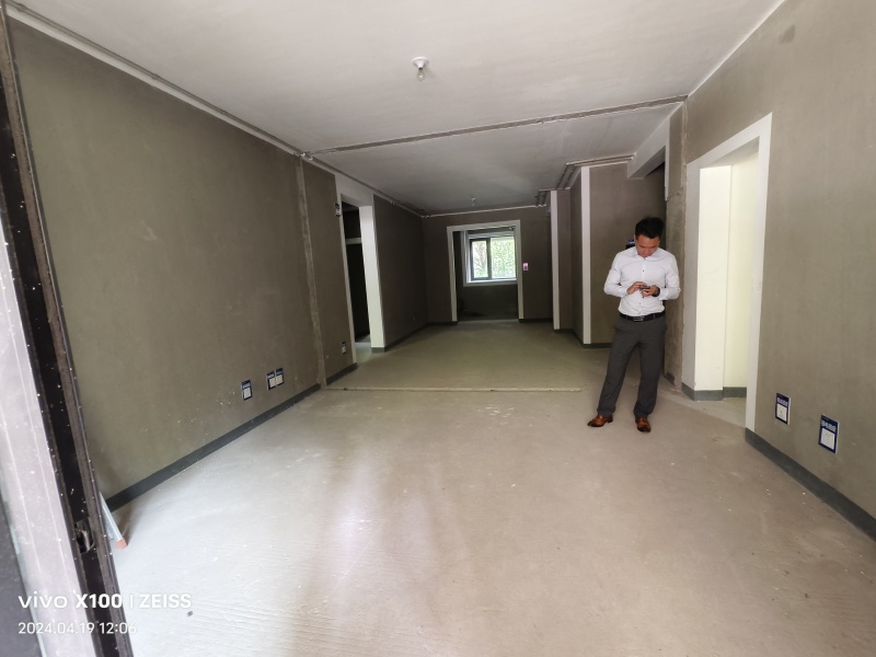 4室2廳2陽臺 融創(chuàng)春風(fēng)十里A8&amp;A13地塊戶型圖