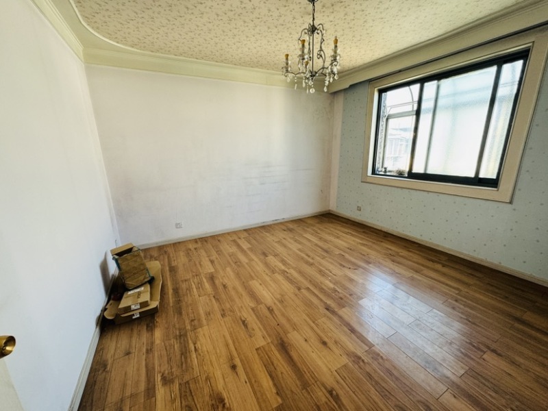 2室2廳 船房小區(qū)臥室