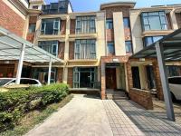 5室3廳1陽臺(tái) 云康園別墅客廳