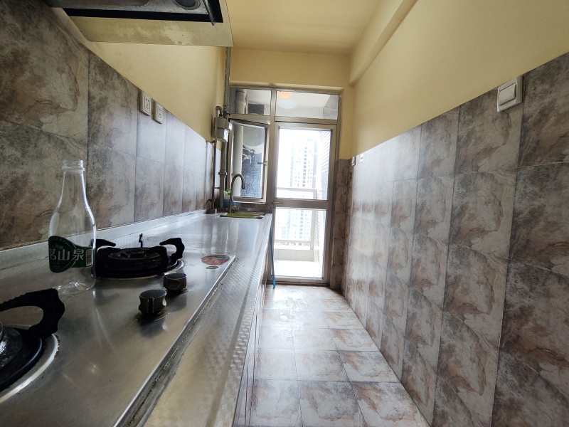 2室2廳1陽(yáng)臺(tái) 時(shí)光俊園廚房