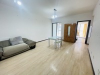 3室2廳1陽臺 金曇花園客廳