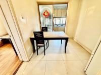 3室2廳1陽臺 金實小區(qū)耀實園餐廳