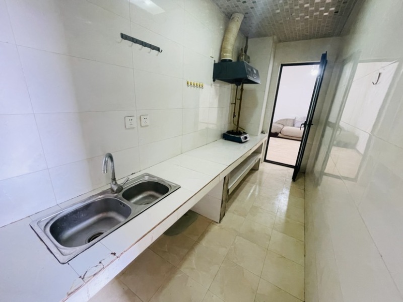 3室2廳1陽臺 金曇花園廚房