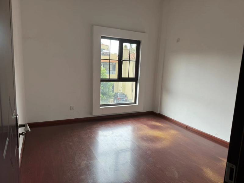 6室3廳 奧宸橙郡一期別墅臥室