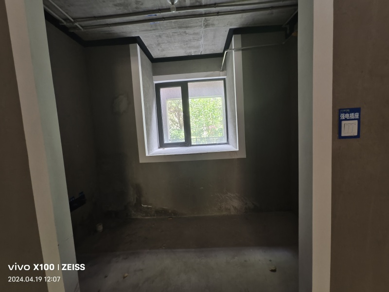 4室2廳2陽臺 融創(chuàng)春風(fēng)十里A8&amp;A13地塊陽臺