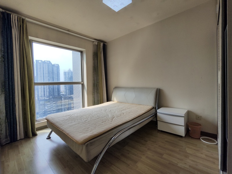 2室2廳1陽(yáng)臺(tái) 時(shí)光俊園臥室