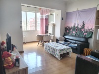 2室2廳1陽(yáng)臺(tái) 春之城客廳