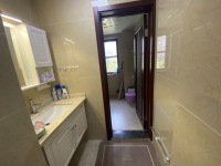 4室2廳1陽臺 聯(lián)想科技城一期衛(wèi)生間