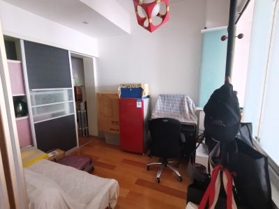 3室2廳1陽臺(tái) 翠羽丹霞