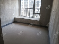 4室2廳2陽(yáng)臺(tái) 招商雍和府一期臥室