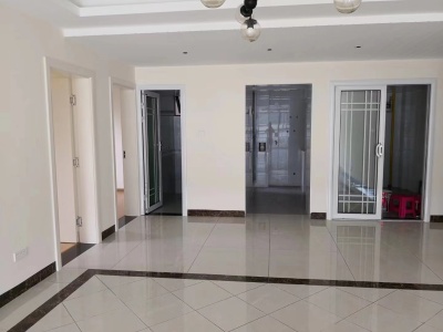 3室2廳1陽臺 園城回遷房