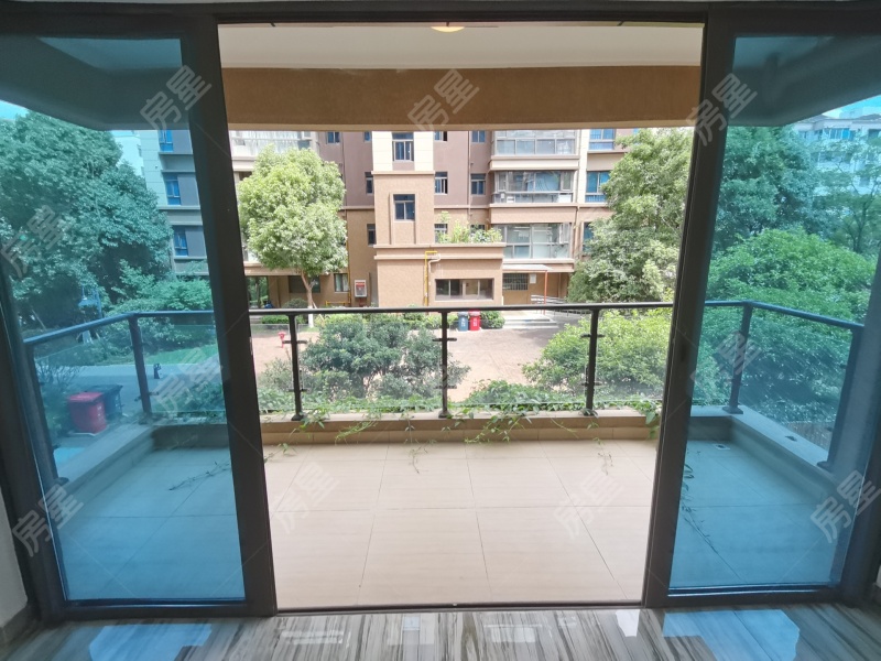 4室2廳2陽臺 碧桂園紫臺陽臺