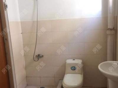 4室2廳2陽臺 凱苑小區(qū)衛(wèi)生間