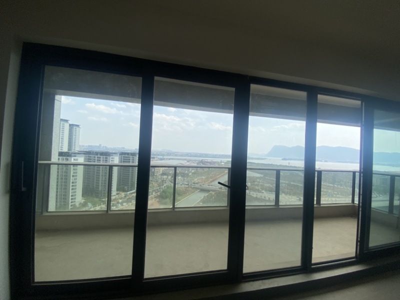 4室2廳2陽臺 昆明融創(chuàng)文旅城花語灣陽臺