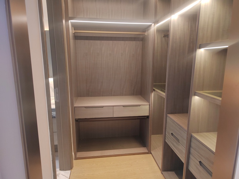 4室2廳2陽(yáng)臺(tái) 復(fù)地云極一期其他