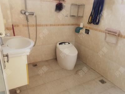 5室2廳2陽臺 邦盛南城坊衛(wèi)生間