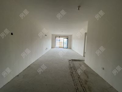 3室2廳2陽臺 恒泰滇池名門壹號院水語自然苑客廳