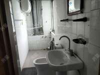 2室2廳1陽(yáng)臺(tái) 螺峰街32號(hào)衛(wèi)生間