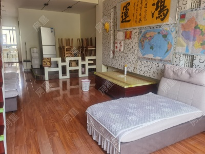 5室2廳2陽臺 邦盛南城坊客廳