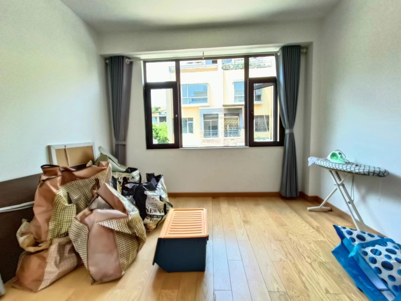 7室4廳2陽臺 林與堂別墅客廳