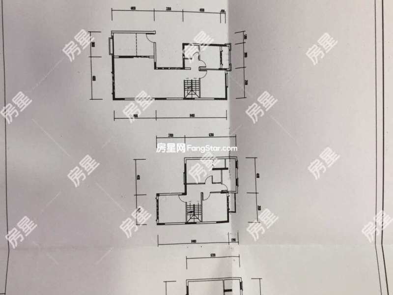 5室2廳3陽(yáng)臺(tái) 玫瑰灣小區(qū)別墅戶型圖