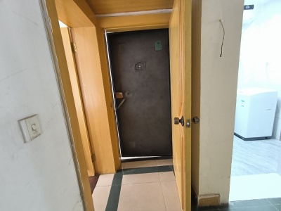 3室2廳1陽臺(tái) 白龍小區(qū)