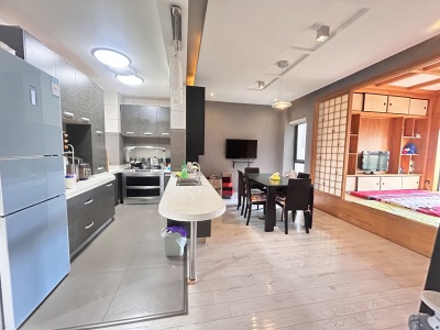 4室2廳 滇池衛(wèi)城尚層