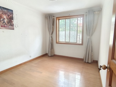 3室2廳1陽臺(tái) 波羅小區(qū)