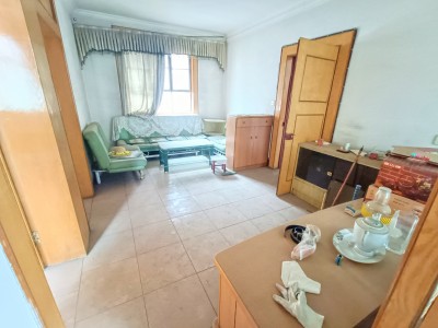 2室2廳1陽(yáng)臺(tái) 電信器材廠生活區(qū)